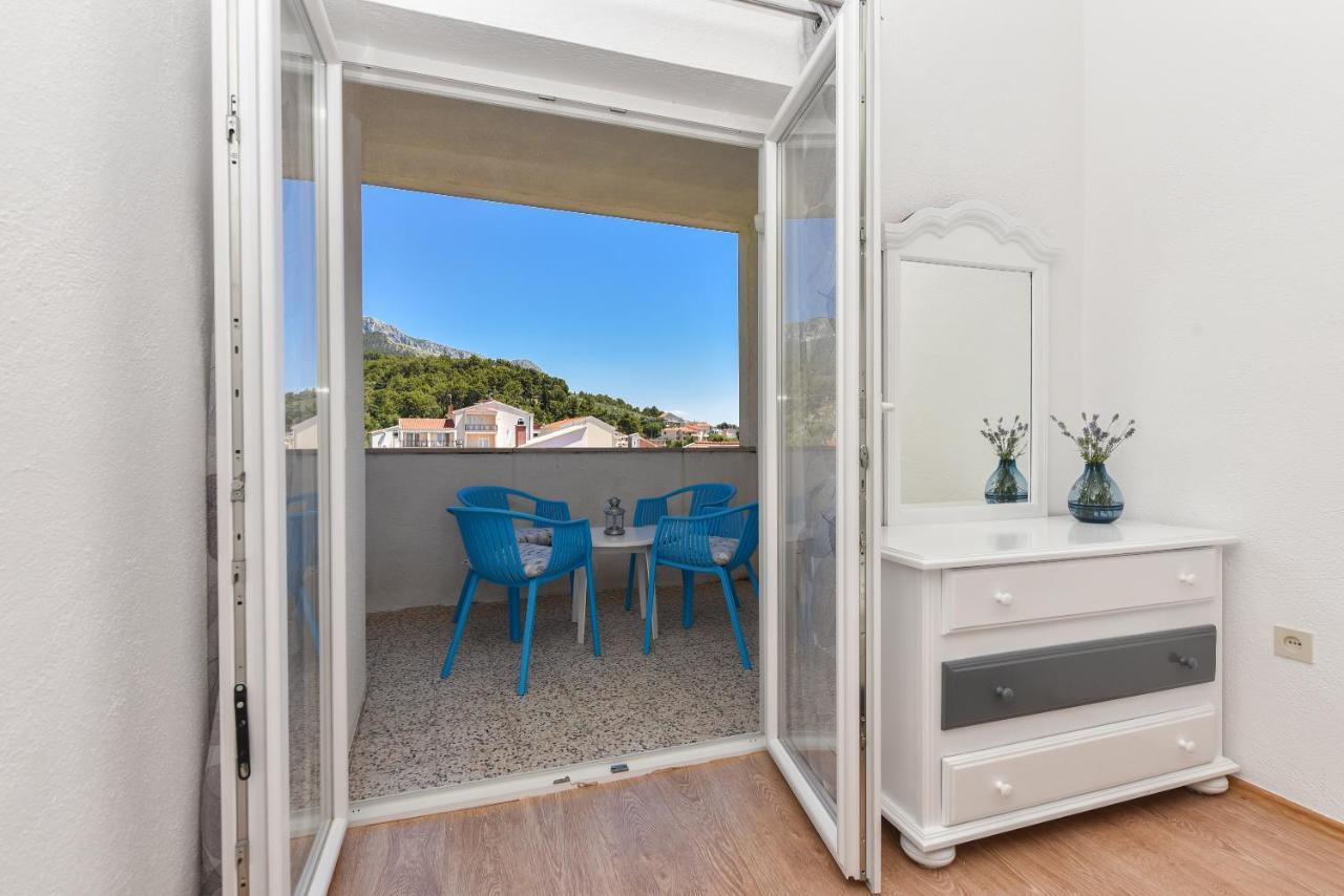 Apartments Marsela Tučepi エクステリア 写真