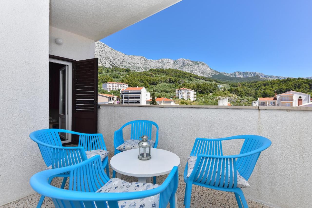 Apartments Marsela Tučepi エクステリア 写真