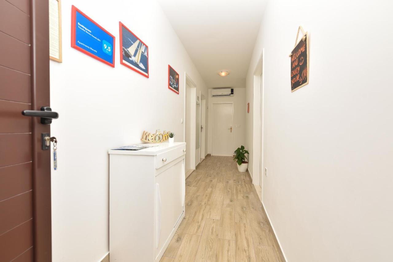 Apartments Marsela Tučepi エクステリア 写真