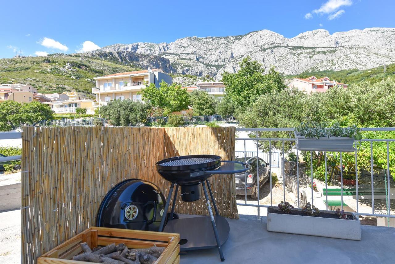 Apartments Marsela Tučepi エクステリア 写真