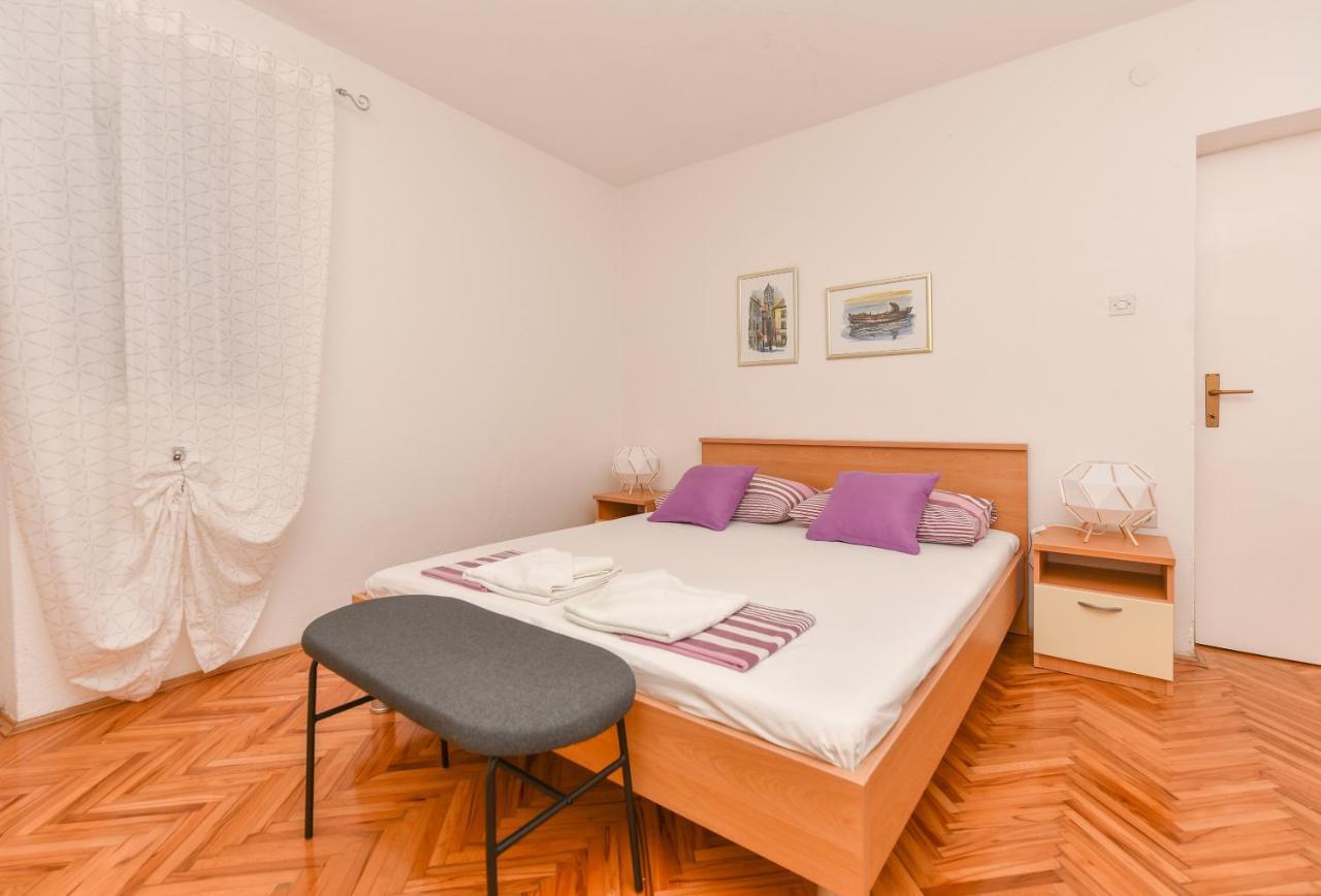 Apartments Marsela Tučepi エクステリア 写真