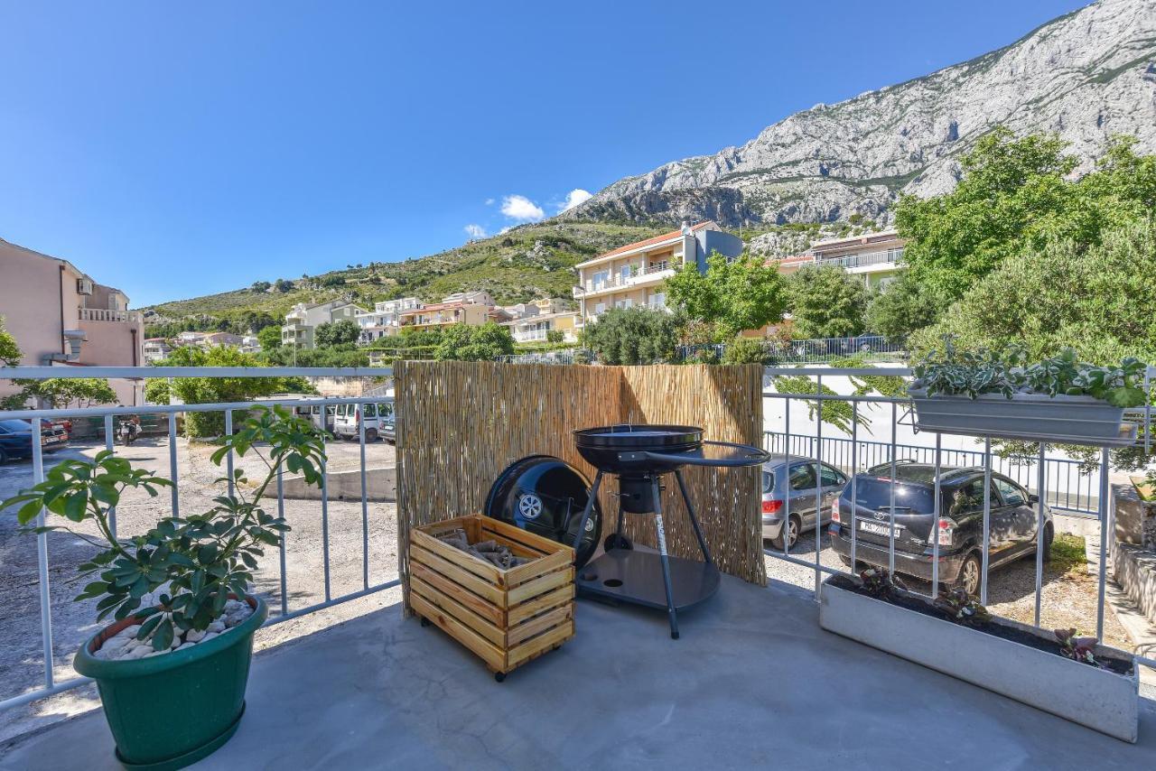 Apartments Marsela Tučepi エクステリア 写真