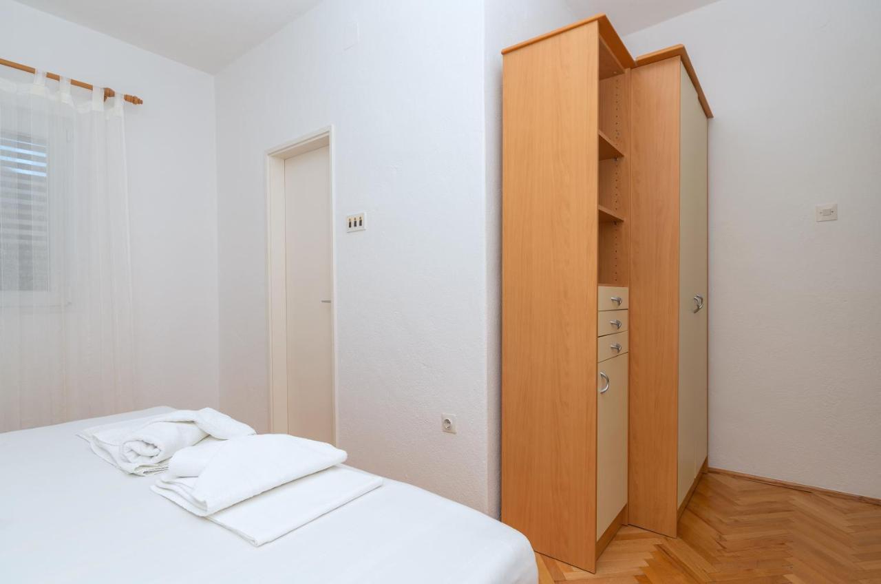 Apartments Marsela Tučepi エクステリア 写真