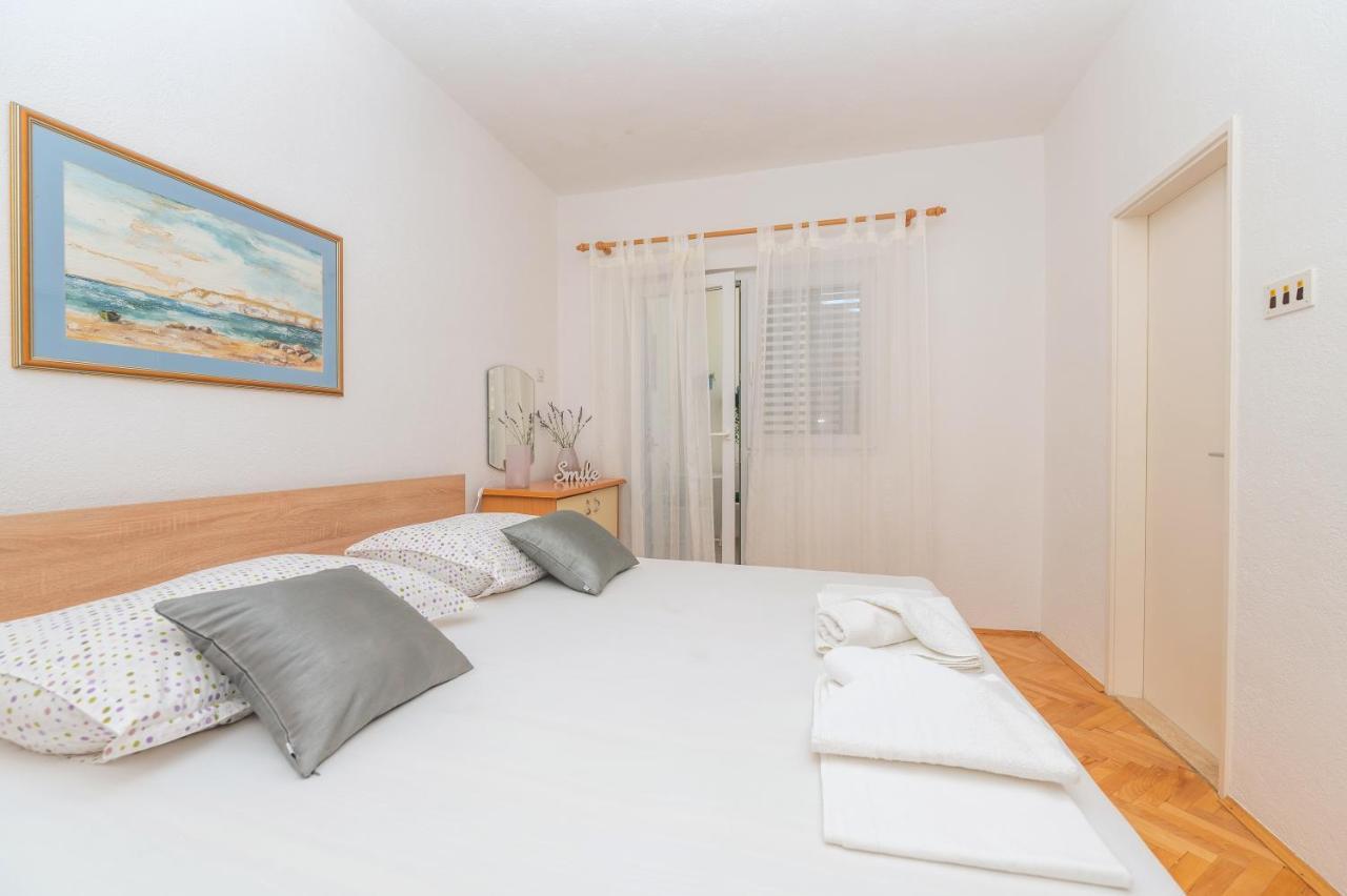 Apartments Marsela Tučepi エクステリア 写真